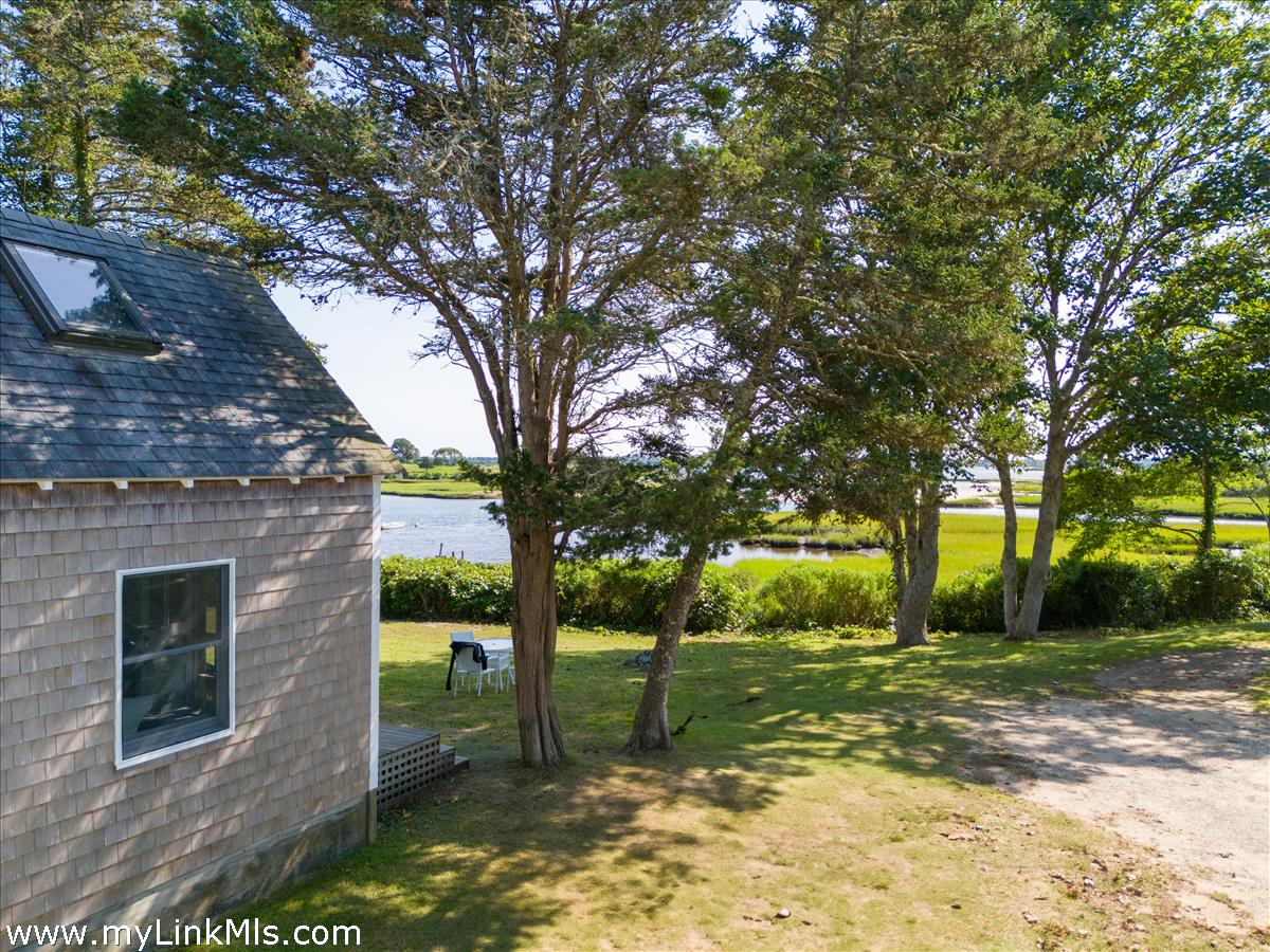 34 Edy's Island Way Chilmark, MA 02535 - Photo 33 of 46