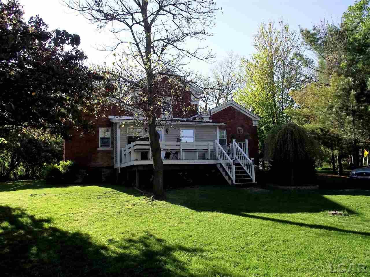 6937 Ridge Highway Britton, MI 49229 - Photo 4 of 18 31319410-3.JPG