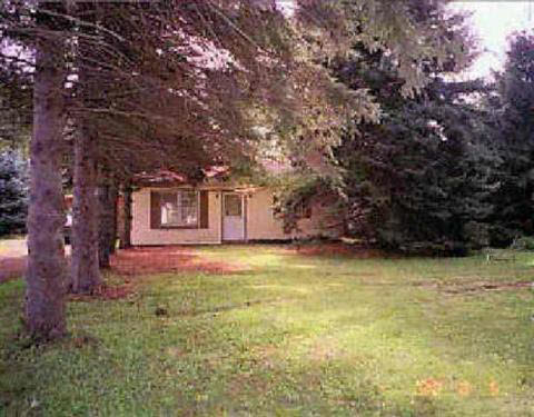 21085 Middlebelt Road New Boston, MI 48164 - Photo 1 of 1 627328.JPG