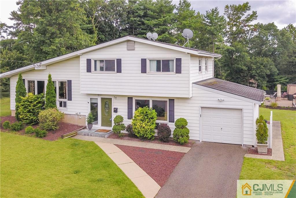 52 Agate Road East Brunswick, NJ 08816 - Photo 1 of 25 Gallery Image 1