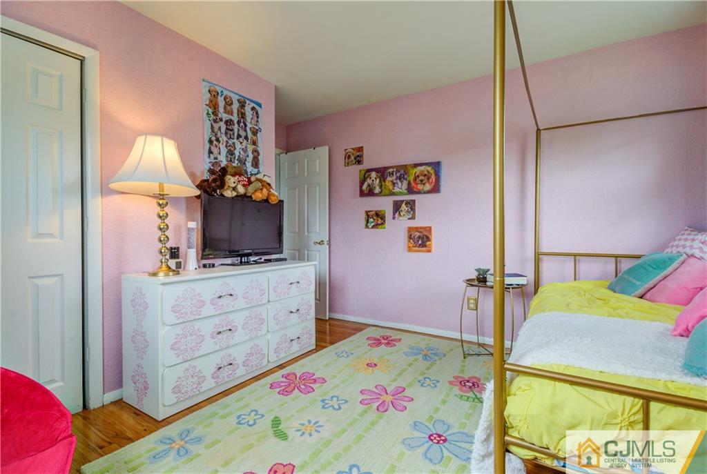 52 Agate Road East Brunswick, NJ 08816 - Photo 14 of 25 Gallery Image 14