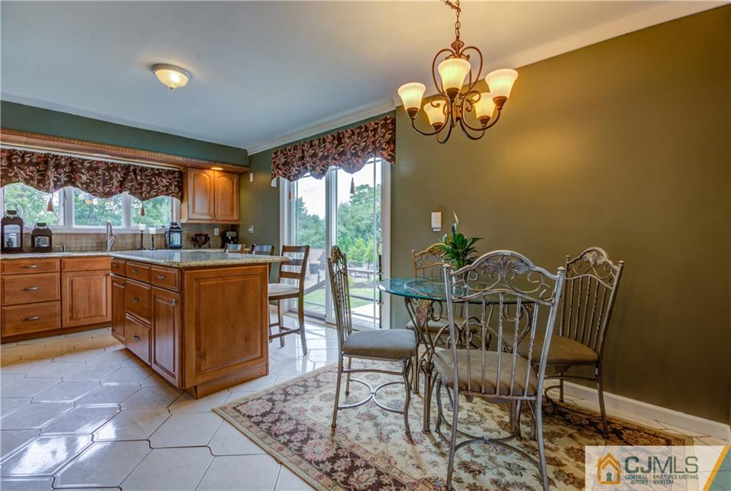 52 Agate Road East Brunswick, NJ 08816 - Photo 3 of 25 Gallery Image 3