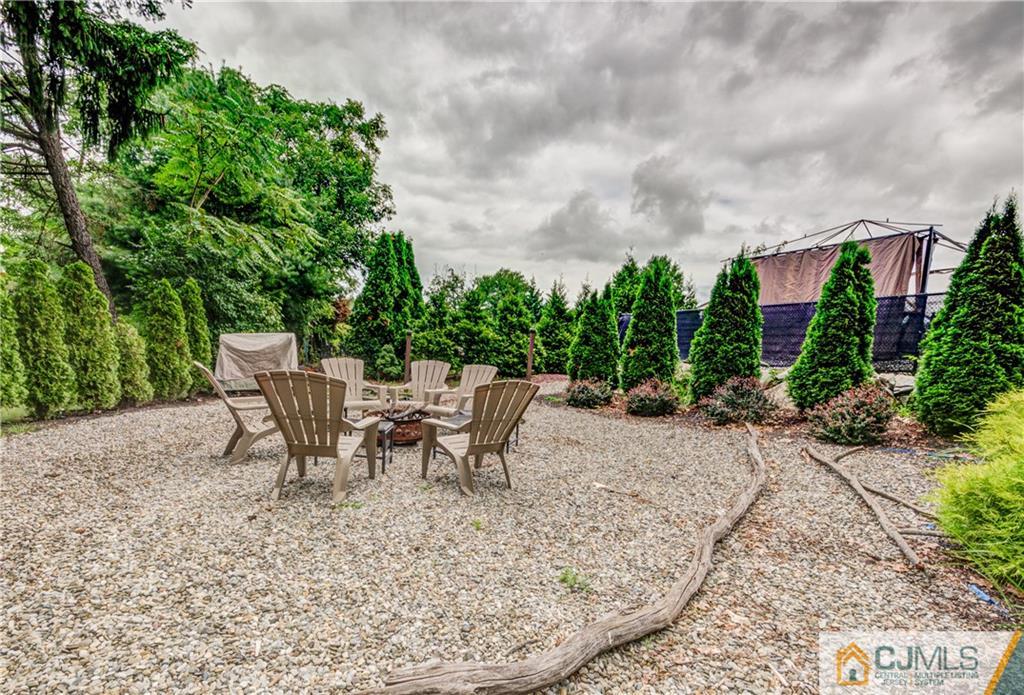 52 Agate Road East Brunswick, NJ 08816 - Photo 22 of 25 Gallery Image 22