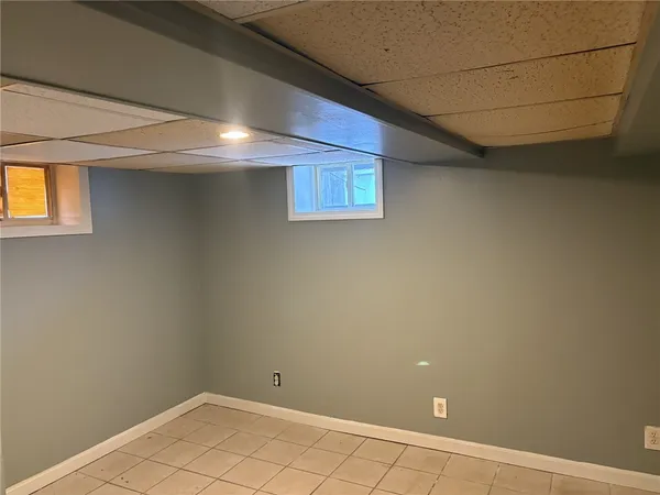 $2,850 | 610 Killingly Street, Unit 1, Johnston, RI 02919