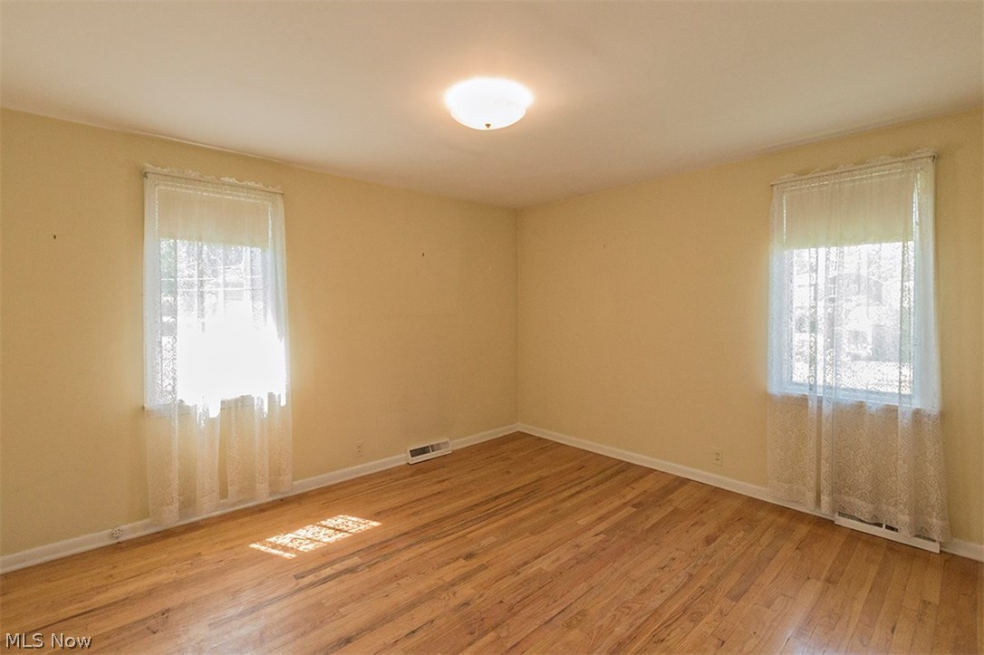 24276 Laureldale Road Shaker Heights, OH 44122 - Photo 21 of 27