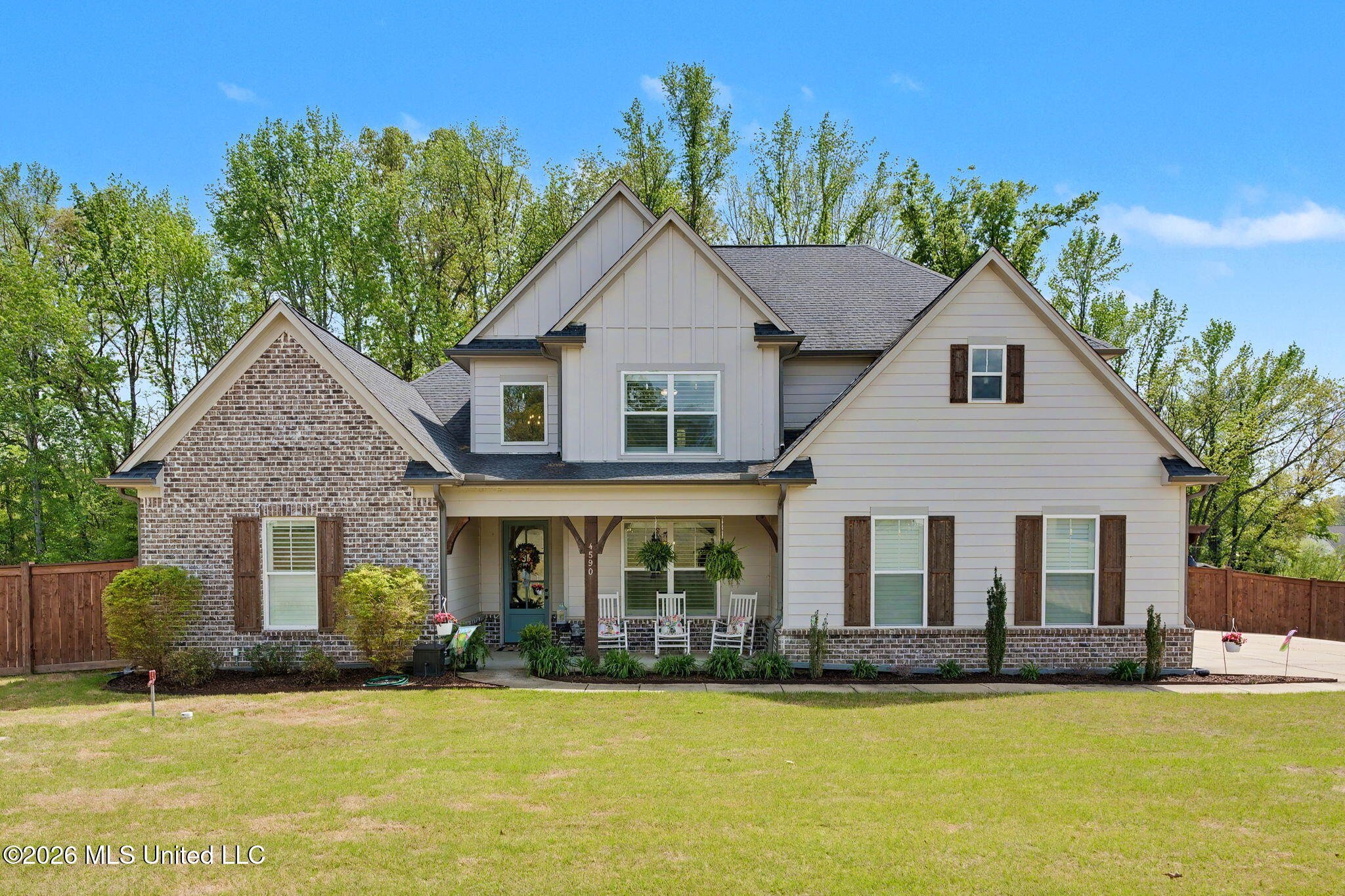 4590 Pierce Drive Hernando, MS 38632 - Photo 2 of 57 2-web-or-mls-4590 Pierce D-1