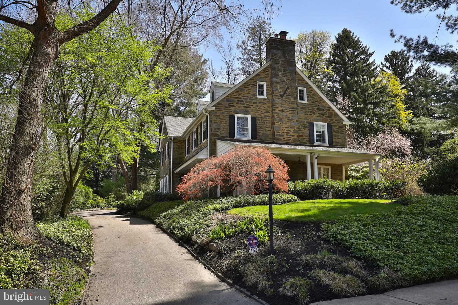 1708 Harris Road Glenside, PA 19038 - Photo 4 of 58 Gallery Image 4