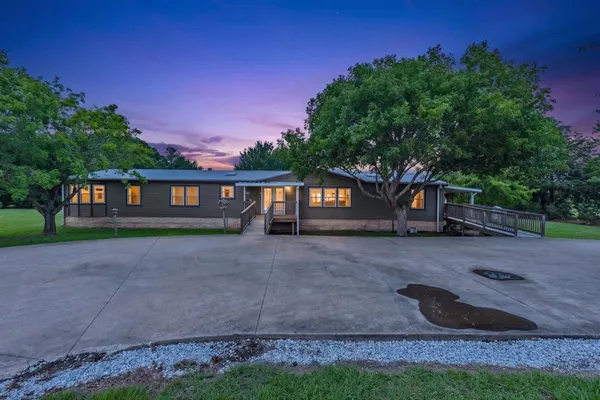 $549,900 | 686 Farm To Market Road 1903, Greenville, TX 75402