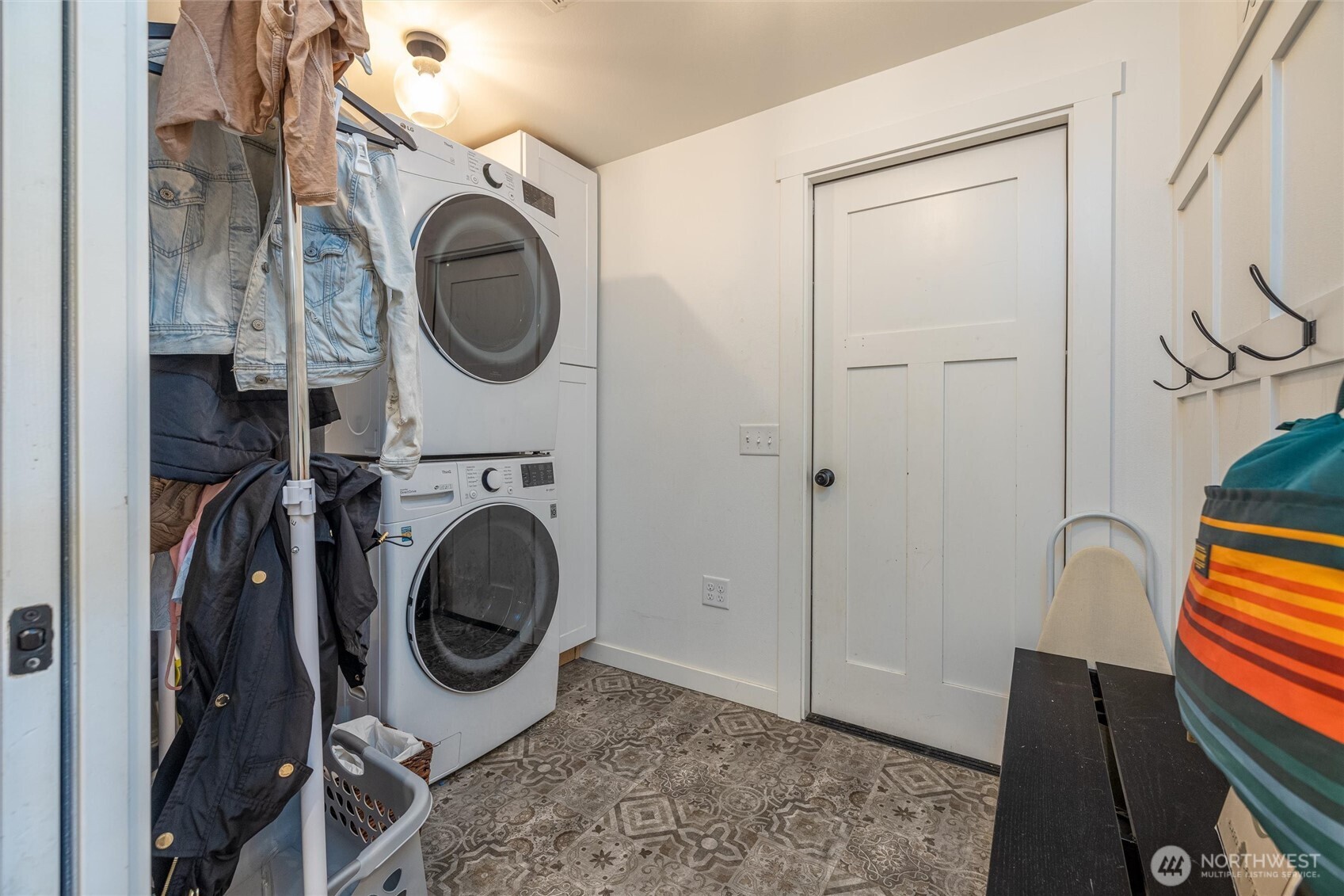 8679 Depot Road Lynden, WA 98264 - Photo 28 of 40 a utility room with dryer and washer