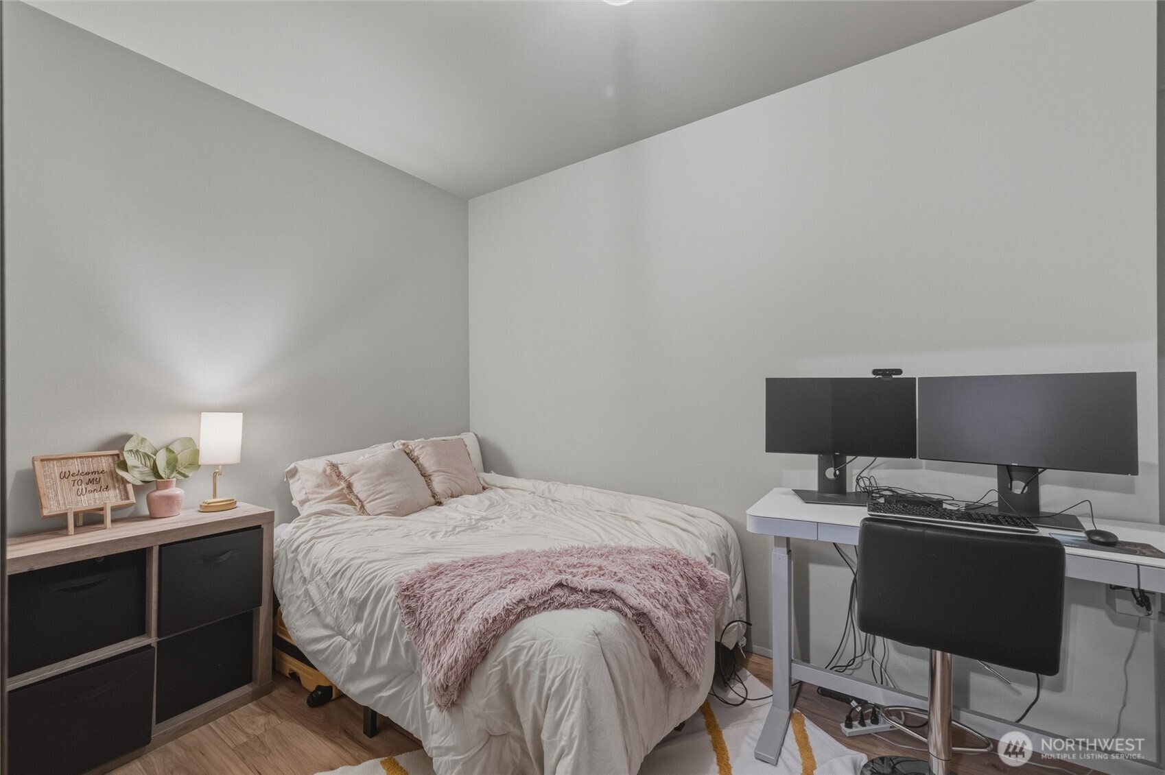 8679 Depot Road Lynden, WA 98264 - Photo 32 of 40 a bedroom with a bed and a furniture