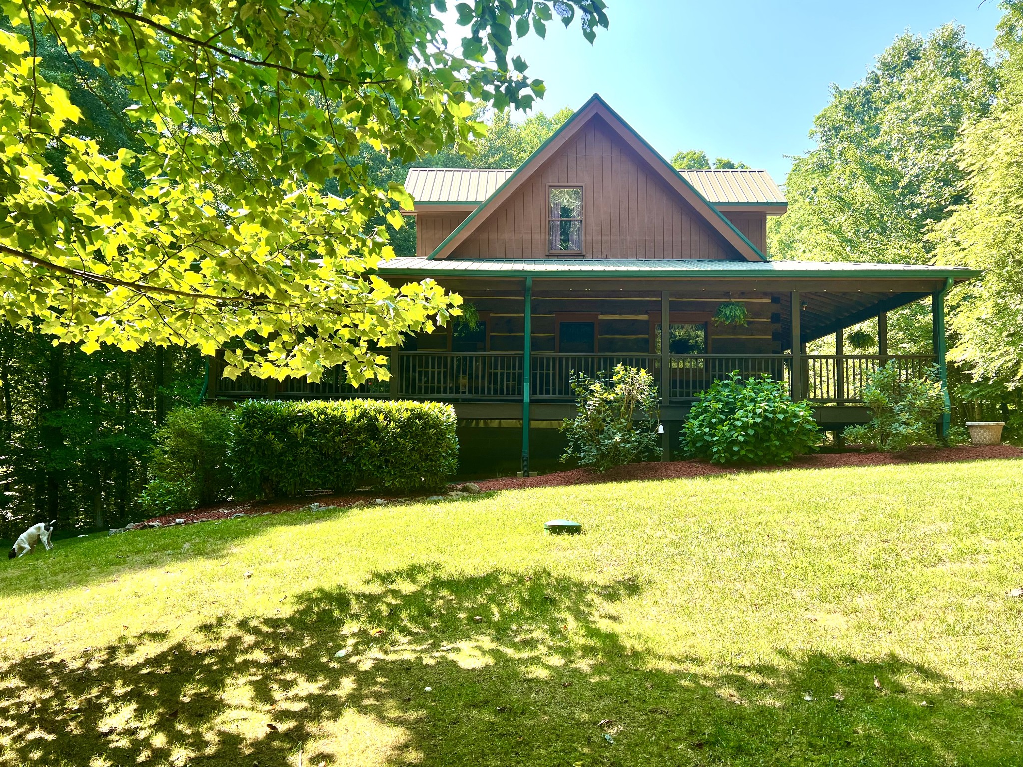 219 Freeland Road Portland, TN 37148 - Photo 5 of 53 a front view of a house with garden