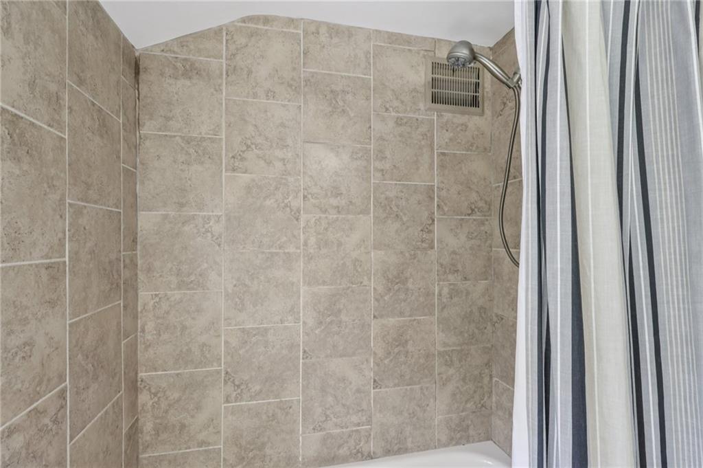 675 Meadow Lane Rochester, PA 15074 - Photo 19 of 36