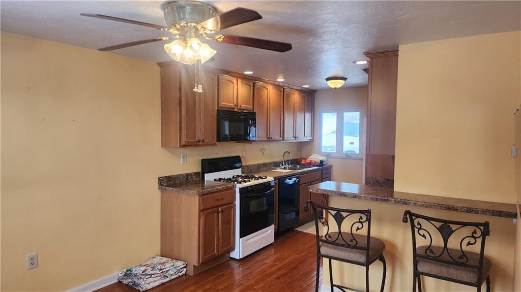 675 Meadow Lane Rochester, PA 15074 - Photo 5 of 36