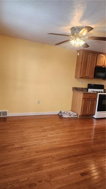 675 Meadow Lane Rochester, PA 15074 - Photo 7 of 36