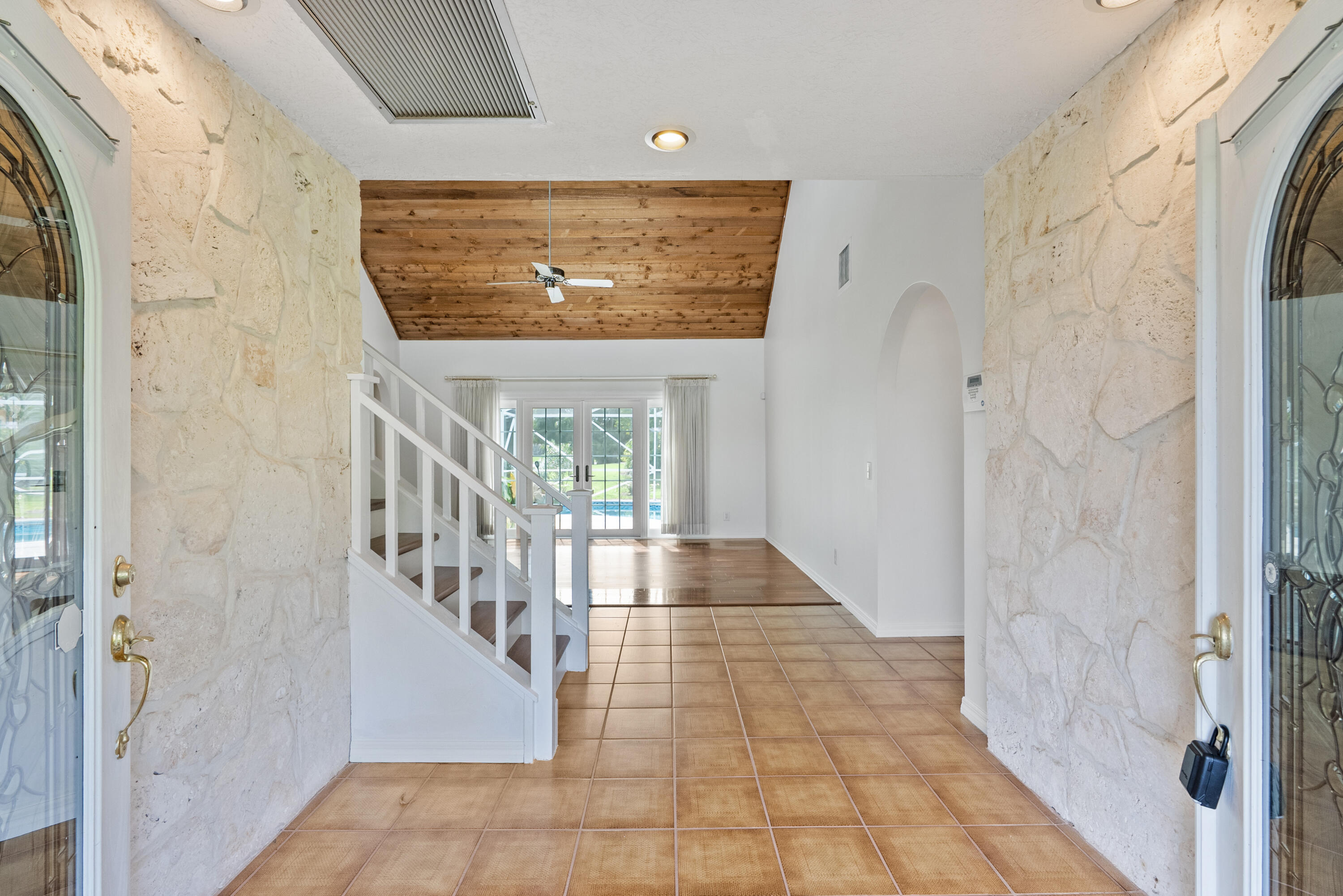 2415 Northwest Cove View Stuart, FL 34994 - Photo 36 of 54 DSC07081