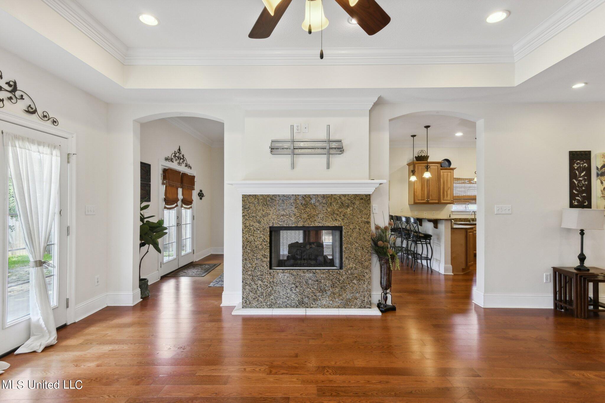 2297 Sunkist Country Club Road Biloxi, MS 39532 - Photo 8 of 34 011