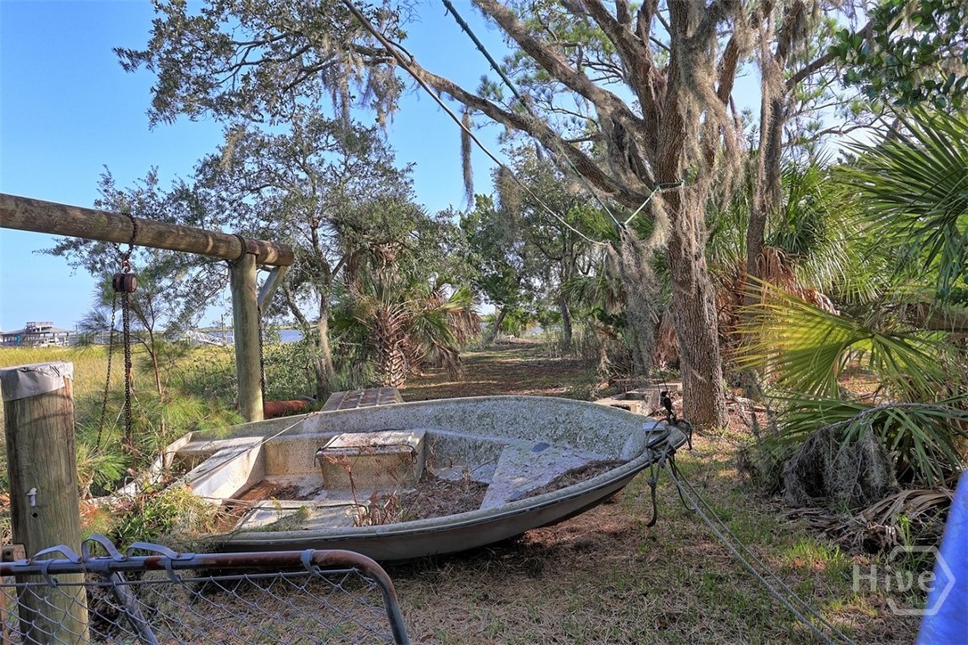 302 East Point Drive Savannah, GA 31410 - Photo 15 of 71