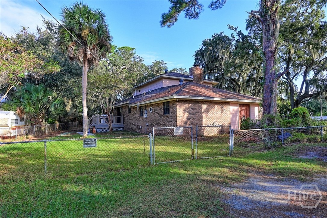 302 East Point Drive Savannah, GA 31410 - Photo 3 of 71