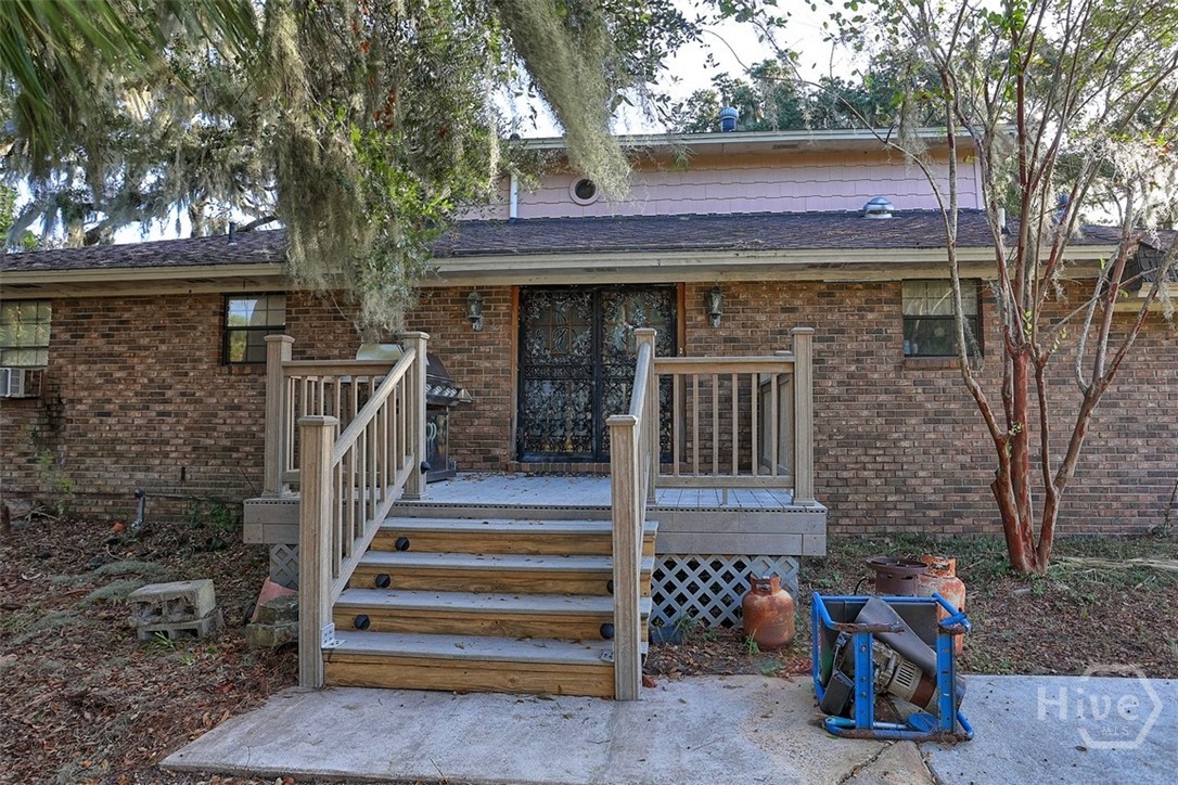 302 East Point Drive Savannah, GA 31410 - Photo 5 of 71