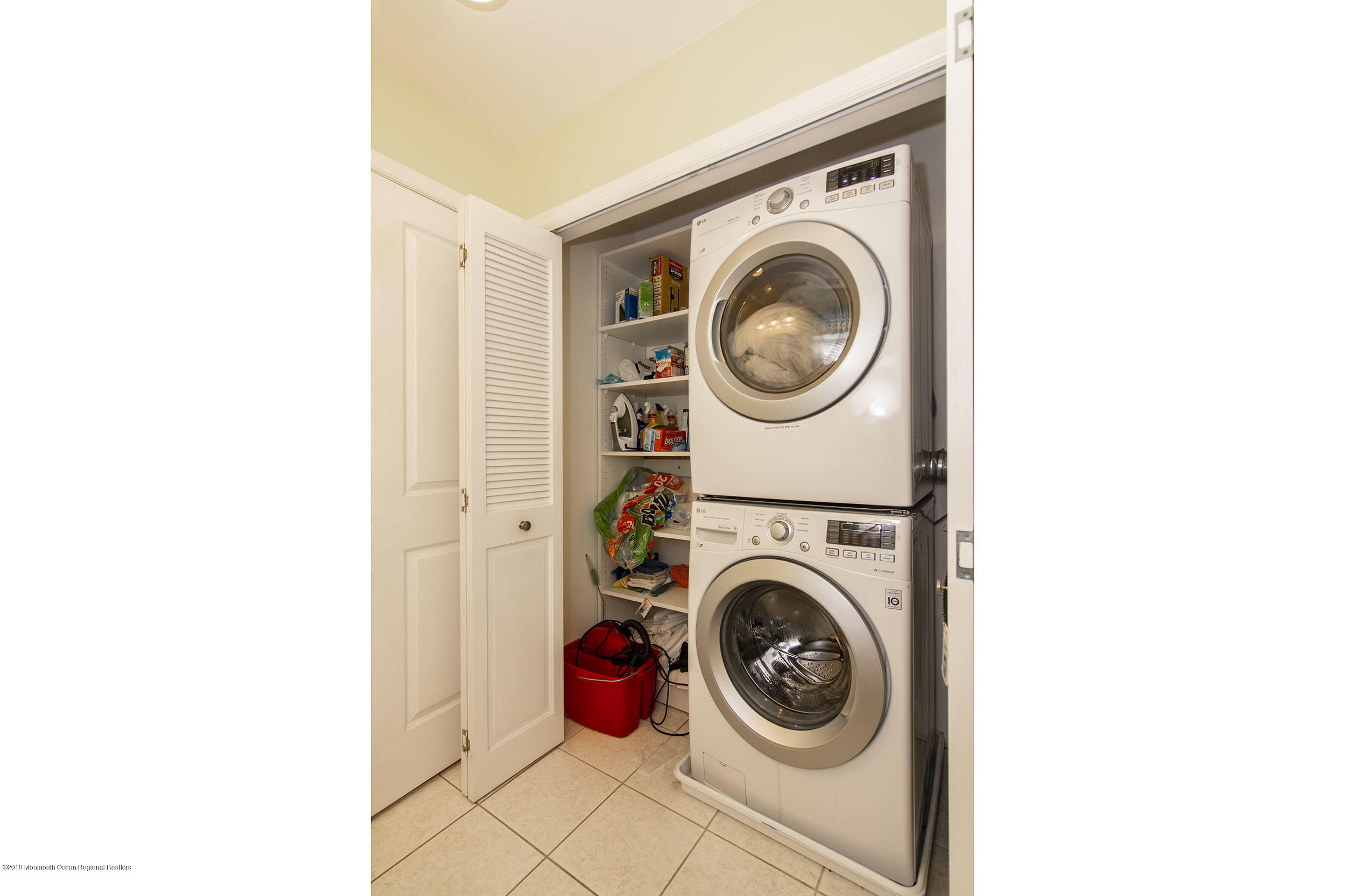 20 Holiday Road Seaside Heights, NJ 08751 - Photo 18 of 42 a utility room with dryer and washer