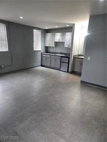 $800 | 223 North 9th Street, Unit 208, Las Vegas, NV 89101