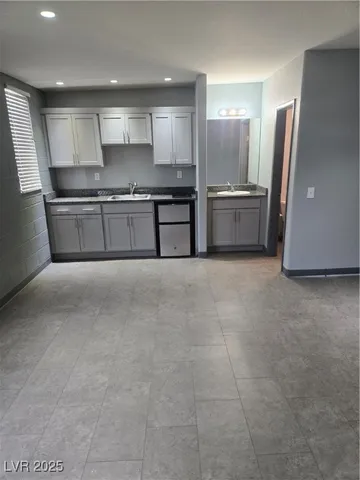 $800 | 223 North 9th Street, Unit 208, Las Vegas, NV 89101