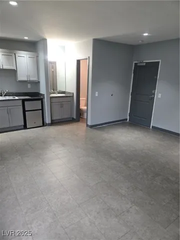 $800 | 223 North 9th Street, Unit 208, Las Vegas, NV 89101