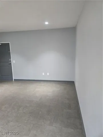 $800 | 223 North 9th Street, Unit 208, Las Vegas, NV 89101