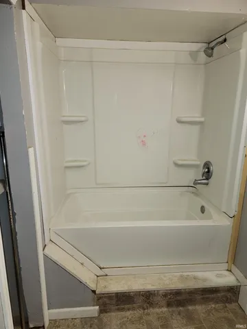 $92,599 | 2420 Lafayette Avenue, Terre Haute, IN 47805