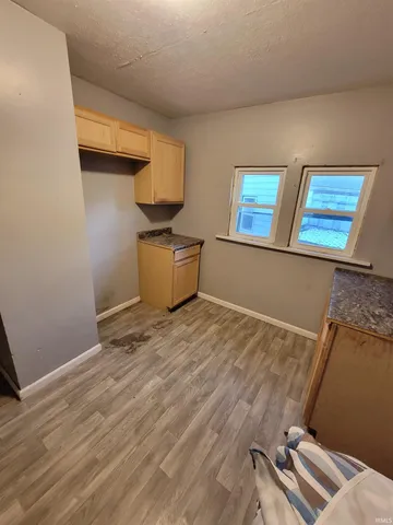 $92,599 | 2420 Lafayette Avenue, Terre Haute, IN 47805