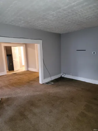 $92,599 | 2420 Lafayette Avenue, Terre Haute, IN 47805