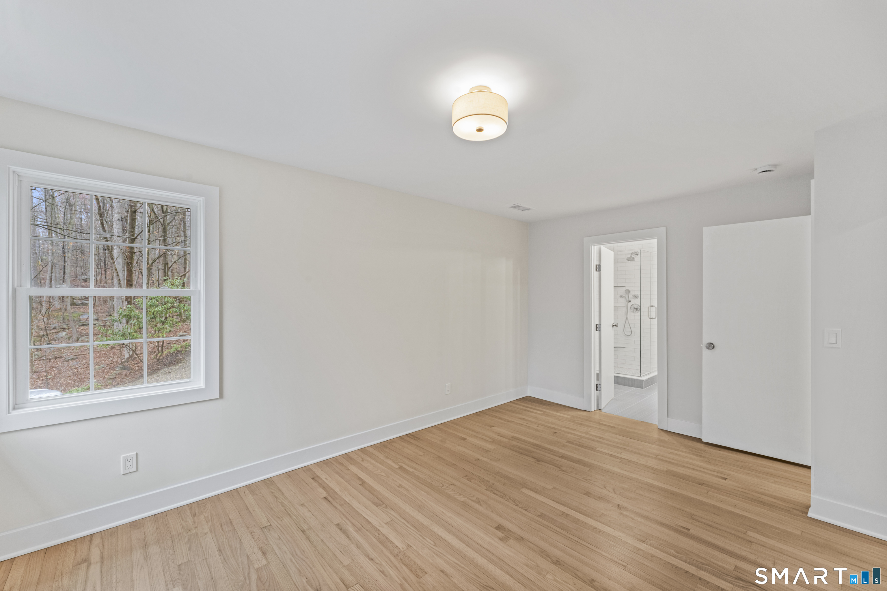 147 Thayer Pond Road Wilton, CT 06897 - Photo 15 of 39
