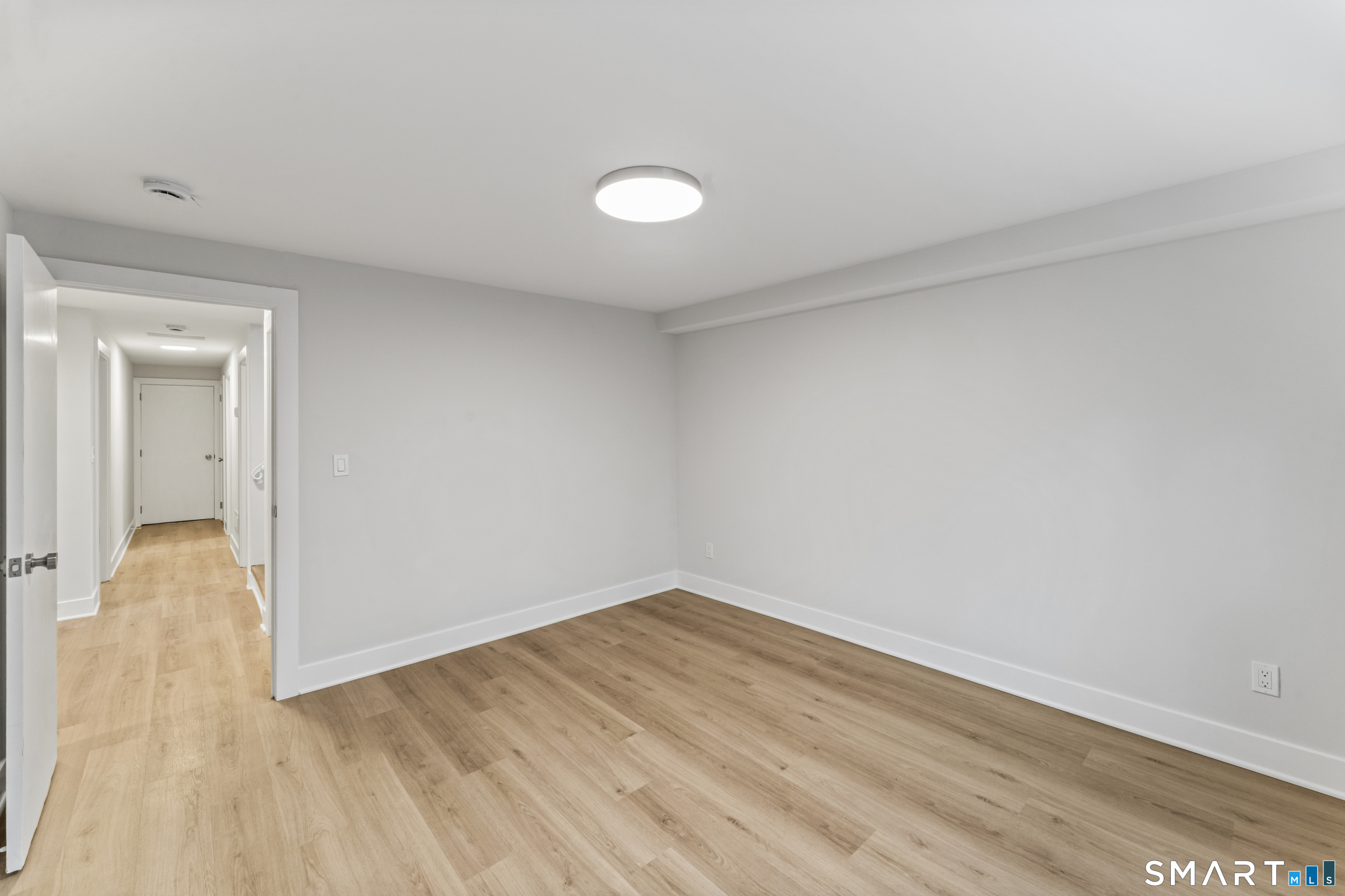 147 Thayer Pond Road Wilton, CT 06897 - Photo 31 of 40