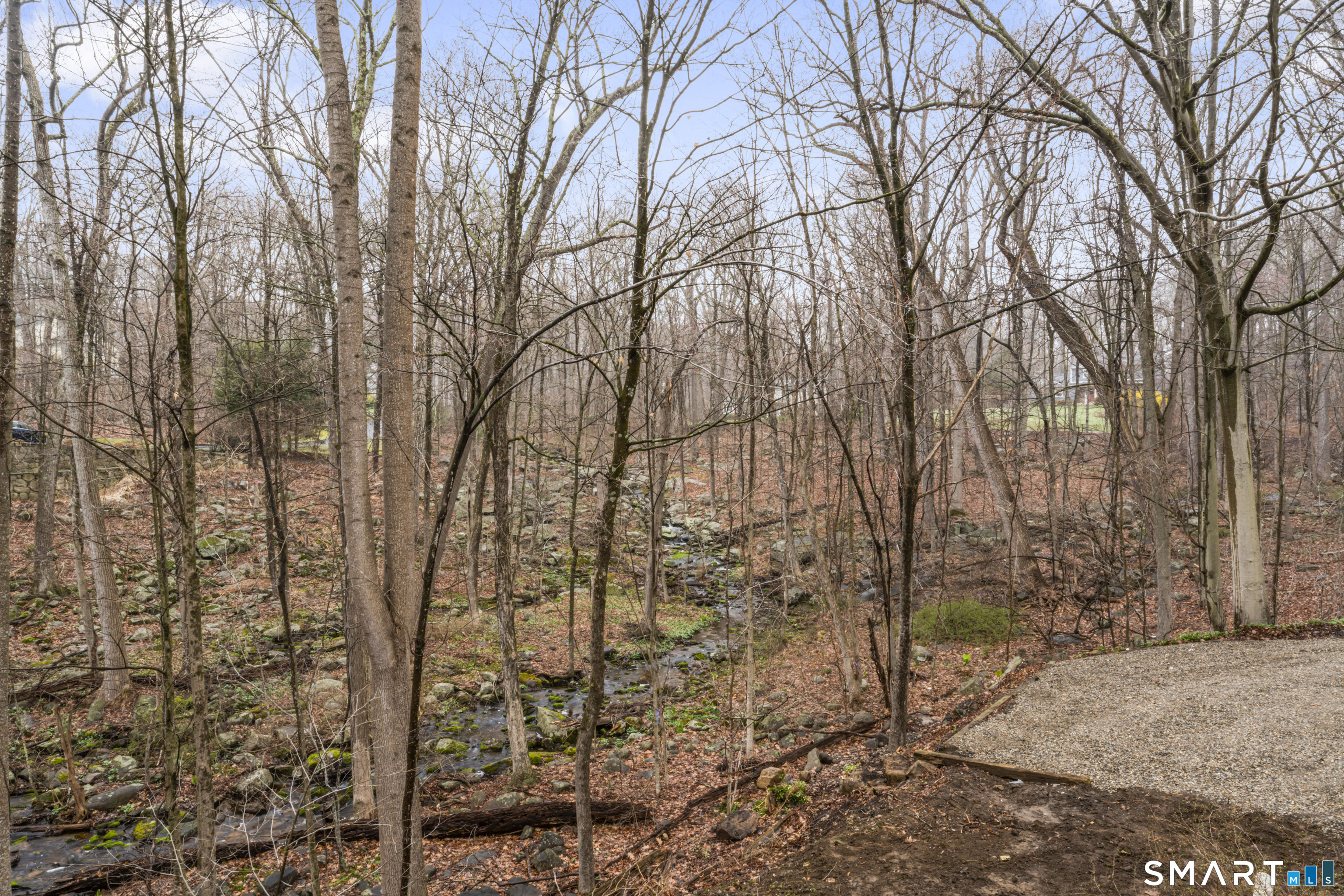 147 Thayer Pond Road Wilton, CT 06897 - Photo 38 of 40