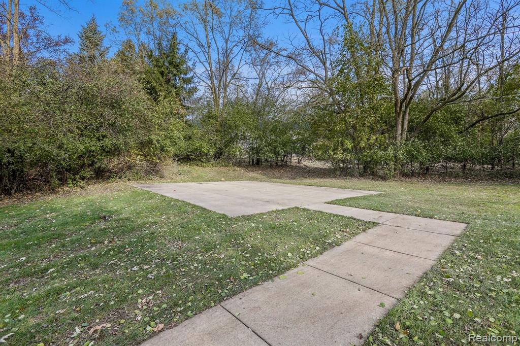 25304 Farmington Road Farmington Hills, MI 48336 - Photo 60 of 62