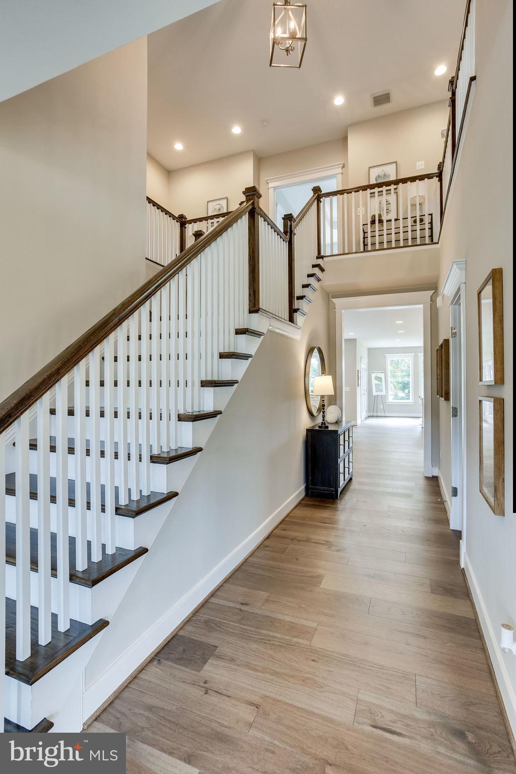9951 Meadowlark Road Vienna, VA 22182 - Photo 44 of 79 Gallery Image 44