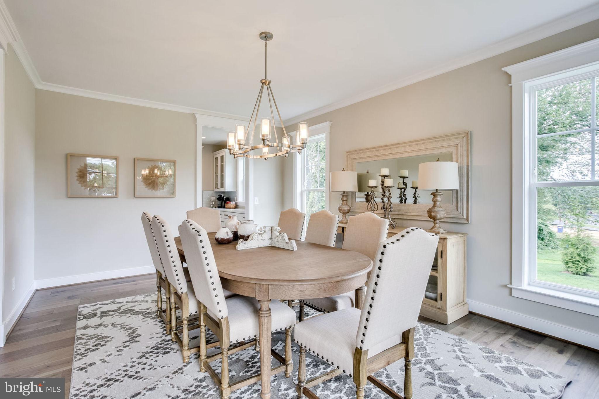 9951 Meadowlark Road Vienna, VA 22182 - Photo 9 of 79 Gallery Image 9