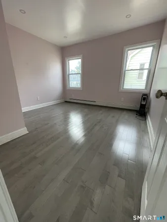 $2,200 | 176 Pearl Street, Waterbury, CT 06704