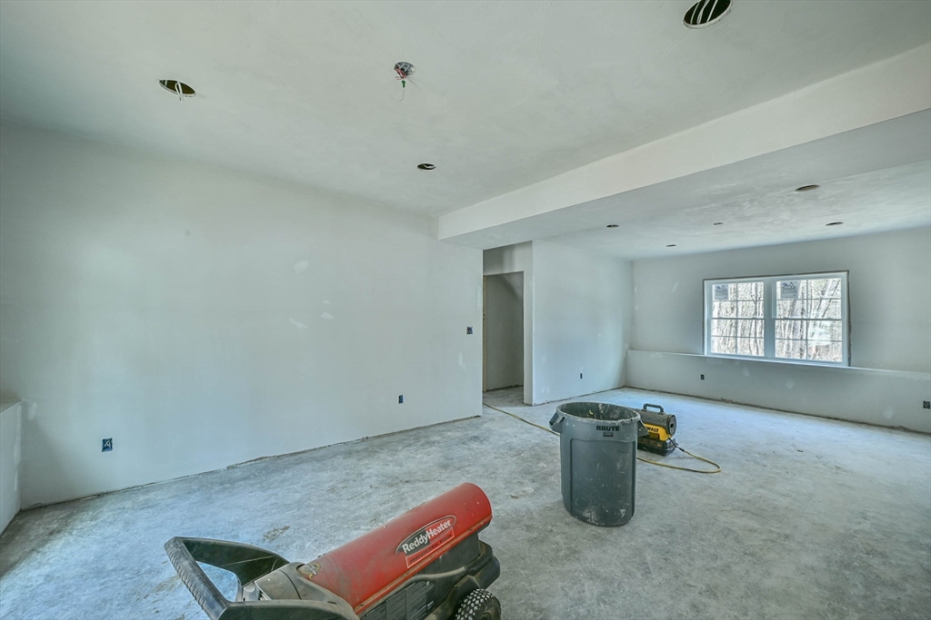 86 Ramshorn Road Dudley, MA 01571 - Photo 28 of 33