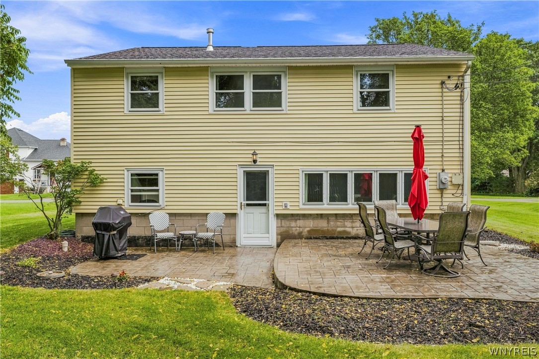 83 Berkley Road Amherst, NY 14221 - Photo 33 of 40 Gallery Image 33
