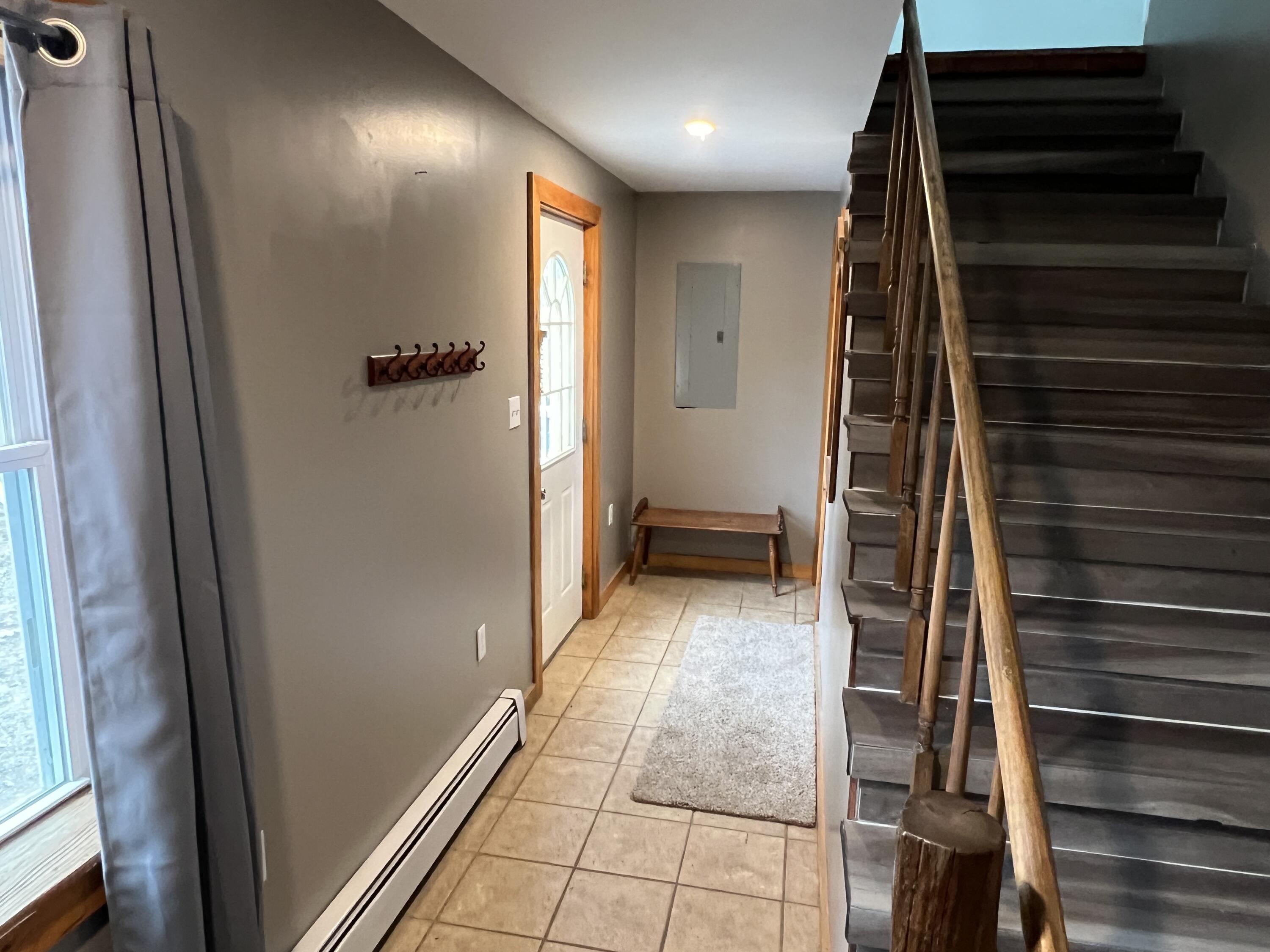 73 Fowlers Landing Road Hampden, ME 04444 - Photo 7 of 26 Entry way