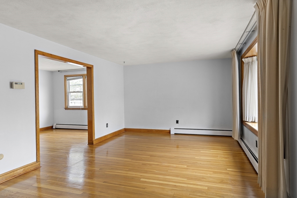 44 Clematis Road Medford, MA 02155 - Photo 5 of 35 Gallery Image 5