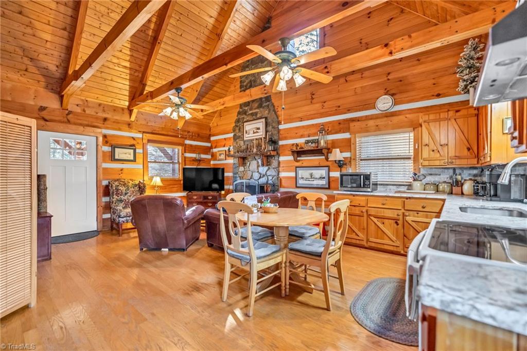 284 Rivers Edge Access Road Jefferson, NC 28640 - Photo 10 of 39 Gallery Image 10