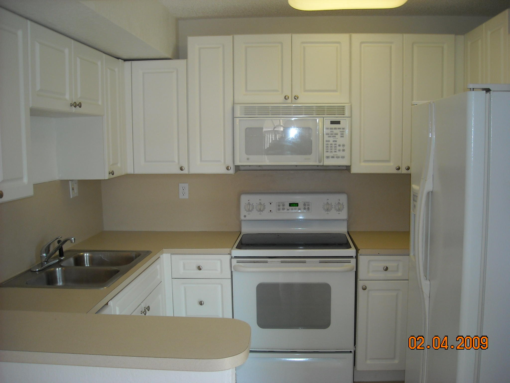 8236 Severn Drive, Unit D Boca Raton, FL 33433 - Photo 5 of 14 DSCN0110