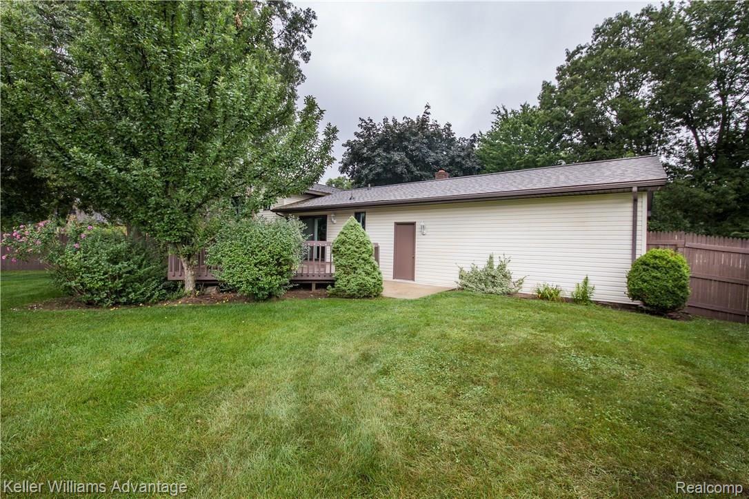 5320 Carroll Lk Road Commerce Township, MI 48382 - Photo 36 of 40 Carroll Lake Rd_5320_Back_07.jpg