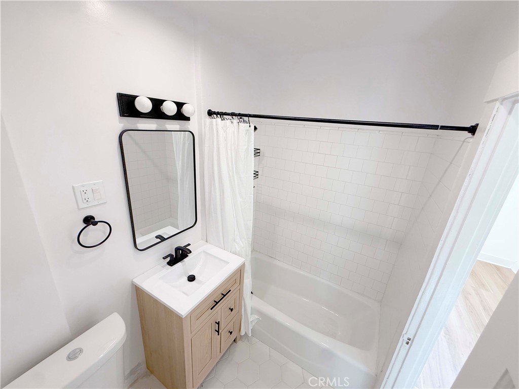 1546 Whitefield Road Pasadena, CA 91104 - Photo 9 of 13