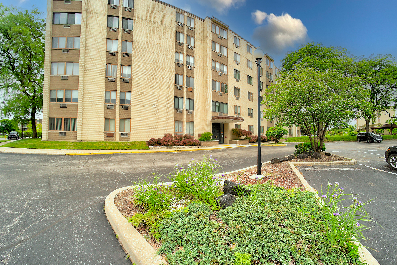 9740 South Pulaski Road, Unit 105 Oak Lawn, IL 60453 - Photo 1 of 9