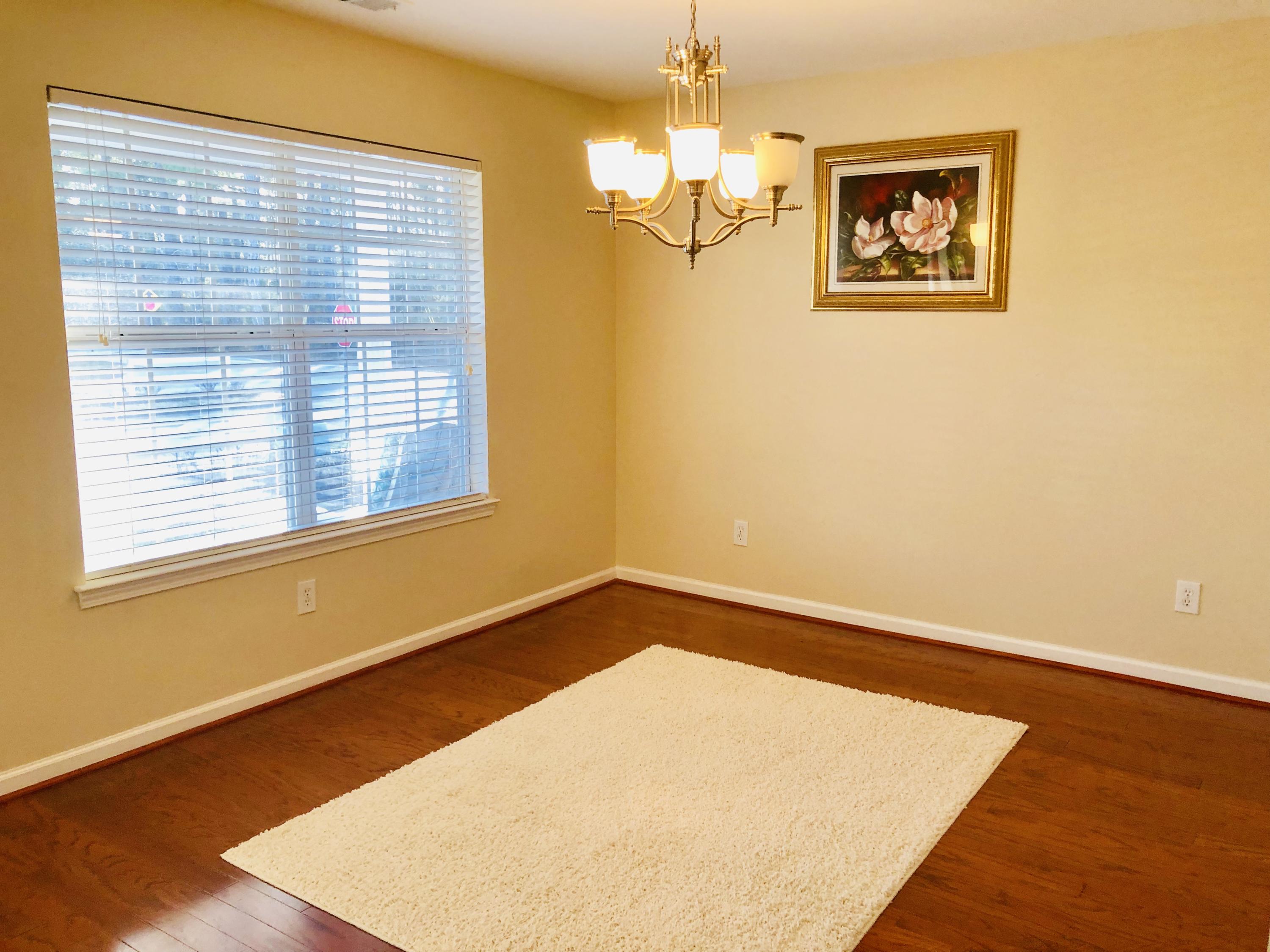 3556 Galaxy Road Ladson, SC 29456 - Photo 5 of 32 80EF5B35-17D4-4D2D-99E1-63A10F87CA40