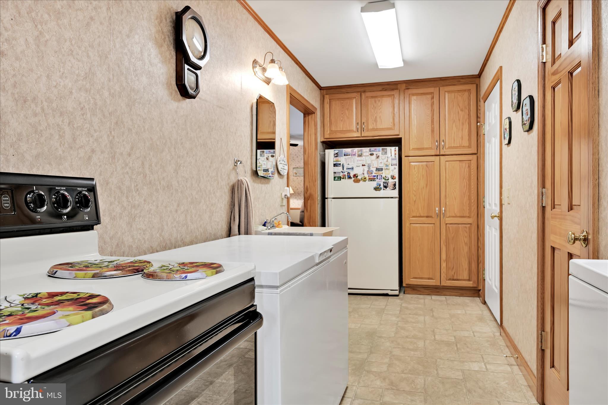 569 Texter Mountain Road Robesonia, PA 19551 - Photo 35 of 93 Laundry