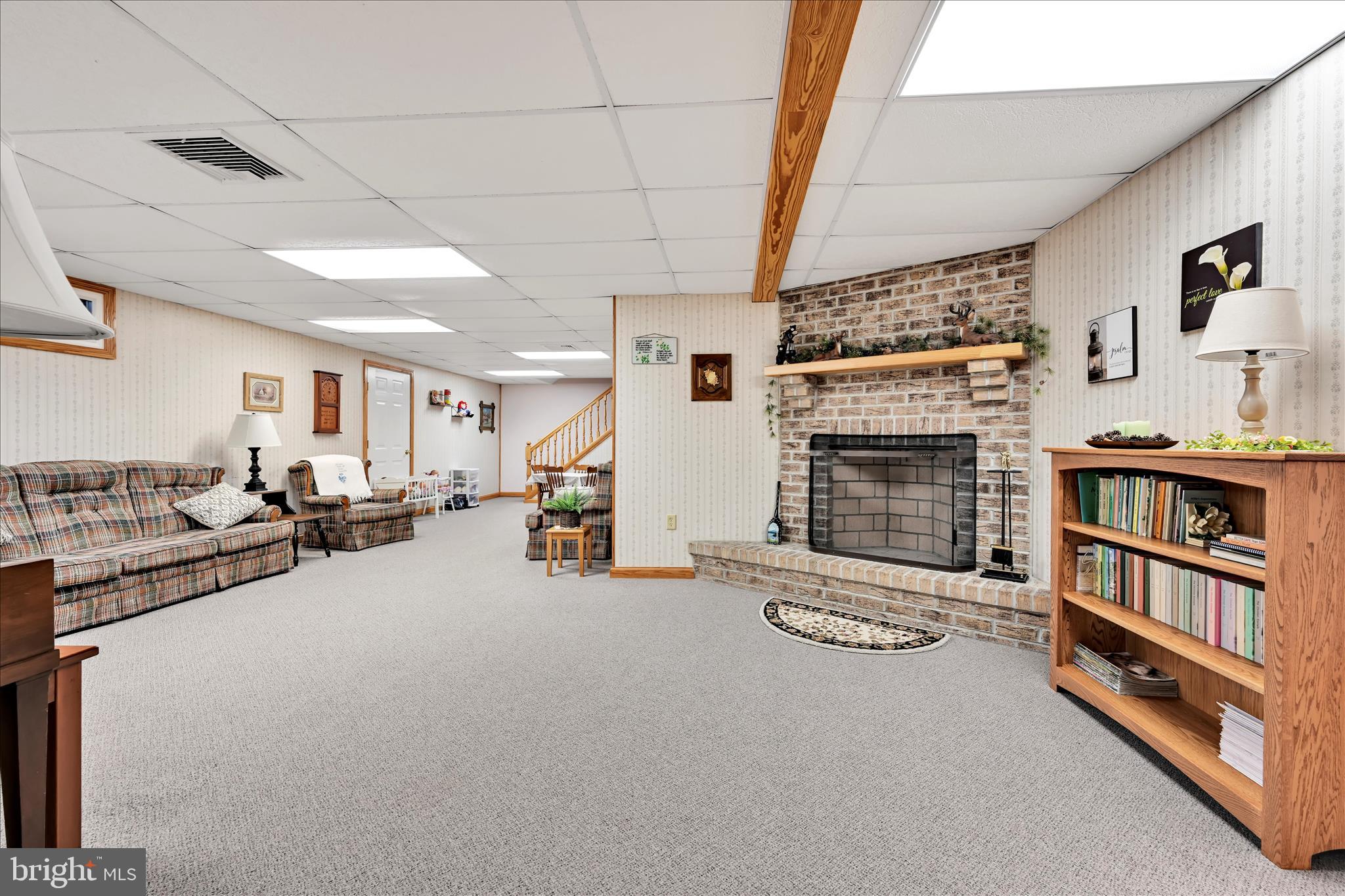569 Texter Mountain Road Robesonia, PA 19551 - Photo 38 of 93 Family Room